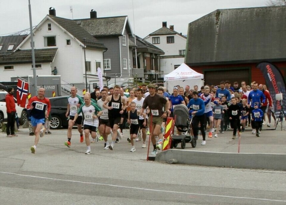 91 løpere sprang Kondisløpet Vårspretten i Ålesund Starten på Kondisløpet Vårspretten er på Nybømarka i Spjelkavik. Foto: Helge Fuglseth